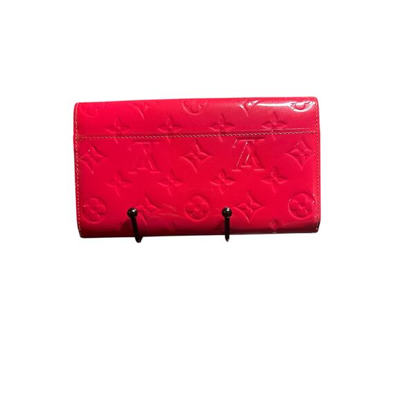 Louis Vuitton Pink Vernis Long Sarah Wallet - Picture 3 of 10